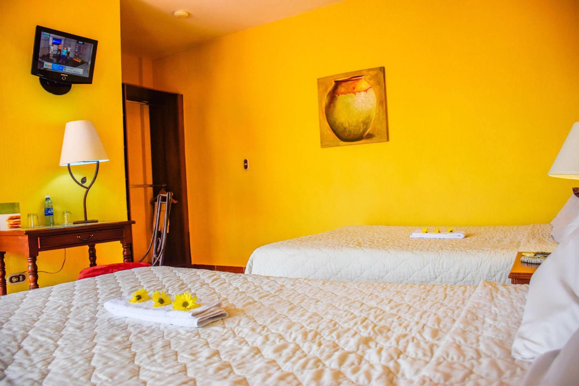 Hotel Villa Terra San Salvador Buitenkant foto