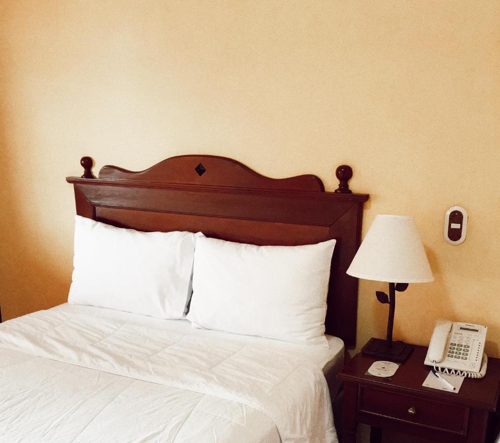 Hotel Villa Terra San Salvador Buitenkant foto